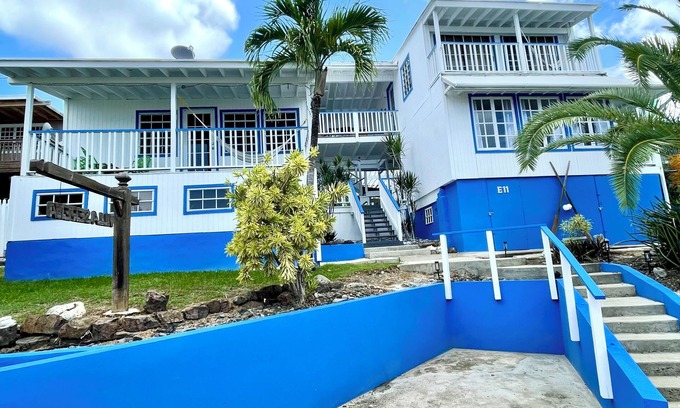 Culebra Pueblo House | Beautiful ocean view 4-bedroom house with AC in the island of Culebra PR