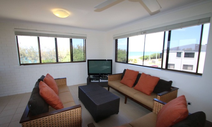 Woorim Apartment | Beautiful Ocean Views