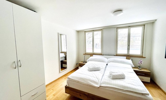 St. Gallen Apartment | Beautiful Old Building Apartment In The Center
