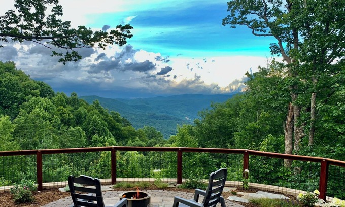 Ennice Cottage | Beautiful, peaceful and secluded cabin/cottage just off Blue Ride Parkway