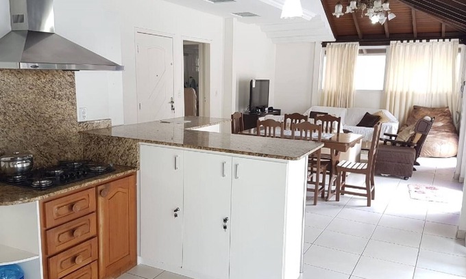 Castelo Branco Apartment | Beautiful penthouse close to the beach