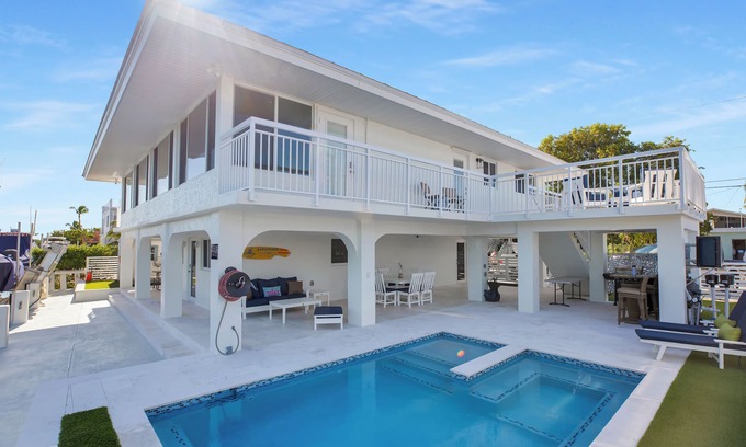 Long Key House | Beautiful Pool Home Located in a Quiet Neighborhood