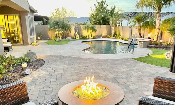 Maricopa County House | Beautiful pool home adjacent to golf courses, spring training and Super Bowl!
