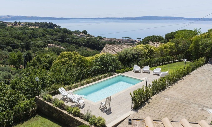 Lake Bracciano Villa | Beautiful private villa for 14 guests with private pool, A/C, WIFI, TV, patio and pets allowed