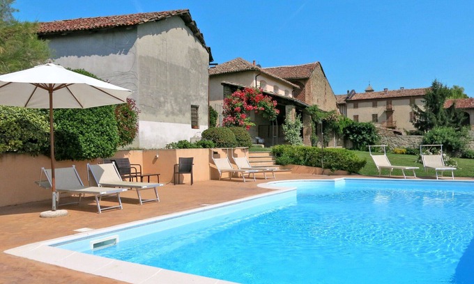 Alfiano Natta House | Beautiful private villa for 4 guests with pool, WIFI, TV, terrace, pets allowed and parking