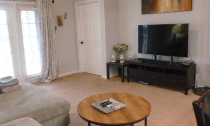 Midlothian Condo | Beautiful Private Condo
