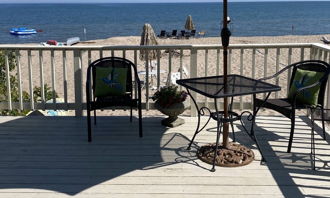 Sea Breeze House | Beautiful Private Sandy beach front located at beautiful Lake Ontario