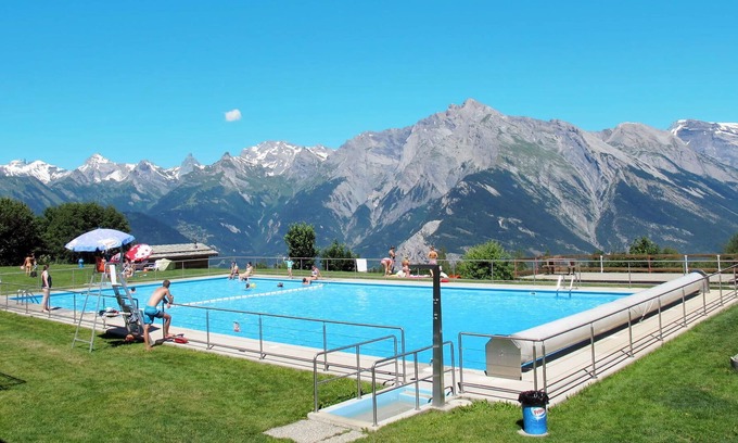 Nendaz House | Beautiful private villa for 4 people with WIFI, TV, terrace and parking