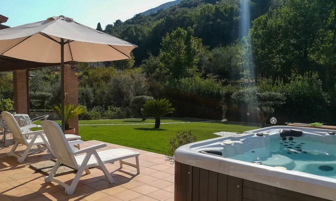 Itri Villa | Beautiful private villa for 7 people with private pool, WIFI, TV, patio and parking