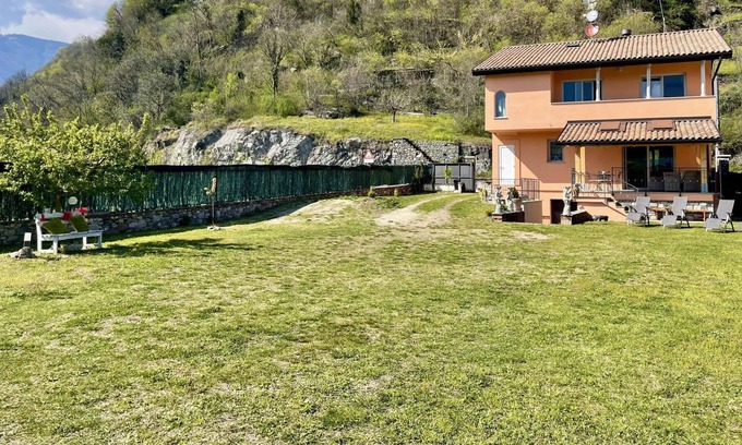 Prati Meriggi Villa | Beautiful private villa for 7 people with A/C, WIFI, terrace and parking