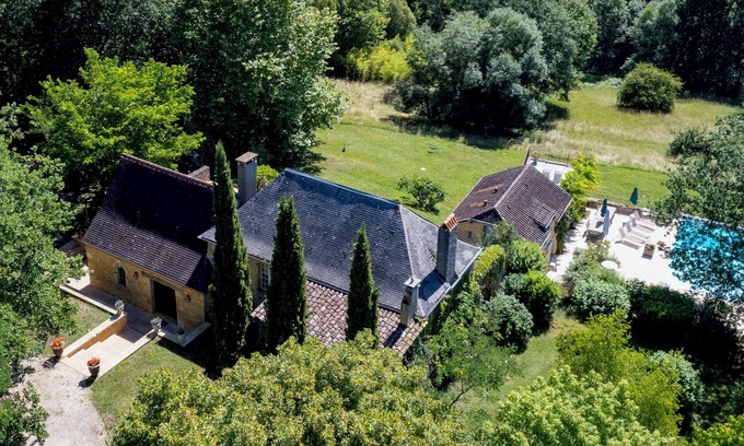 Auriac-du-Perigord House | Beautiful residence, heart of Périgord Noir and tourist sites, heated pool