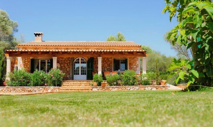 Campos Cottage | Beautiful rural Finca with pool 10 minutes from the best beaches