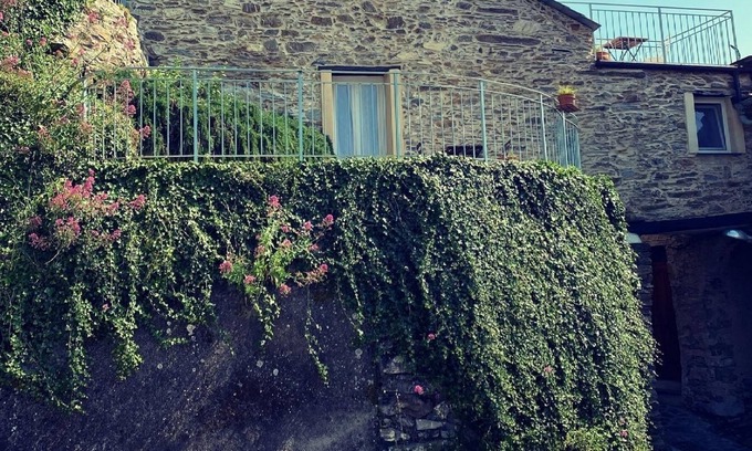 Ubaghetta Costa Other | Beautiful rustico in absolute tranquility and close to the beach