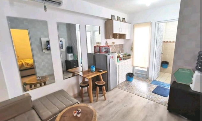 Pluit Apartment | Beautiful Sea view 2BR Strong WiFi Connected to the mall (32)