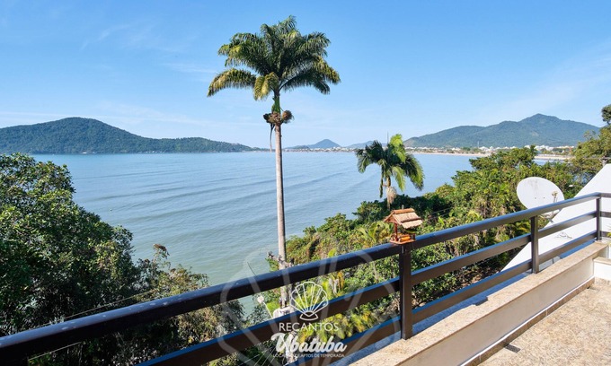 Pereque-Acu Apartment | Beautiful sea view in 2 bedroom apartment in the center of Ubatuba, 50m from the beach