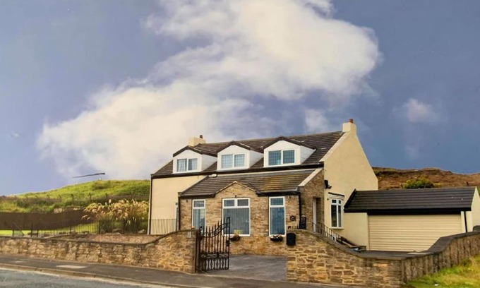 Sunderland House | Beautiful Sea View, Whitburn, South Tyneside