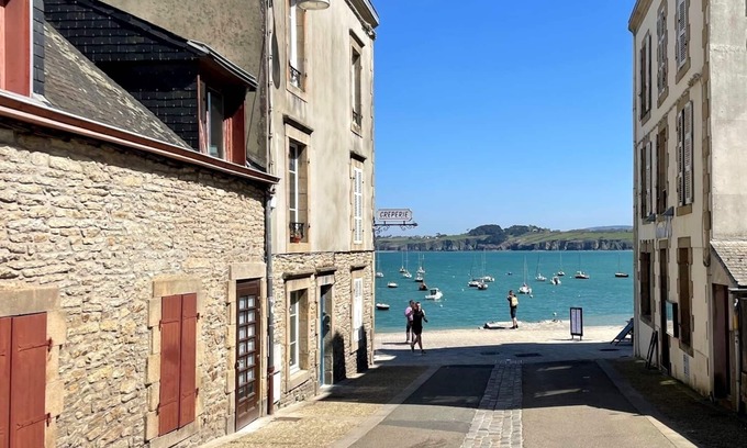 Douarnenez Apartment | Beautiful seaside apartment