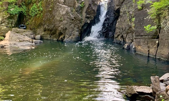 Crown Point RV Rental | BEAUTIFUL SECLUDED RUSTIC camp site. Waterfall, creek, swimming hole & trails.