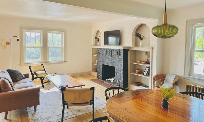 Lakeside - Lester Park Apartment | Beautiful space above cafe on Lakewalk. Perfect location for North Shore trips.