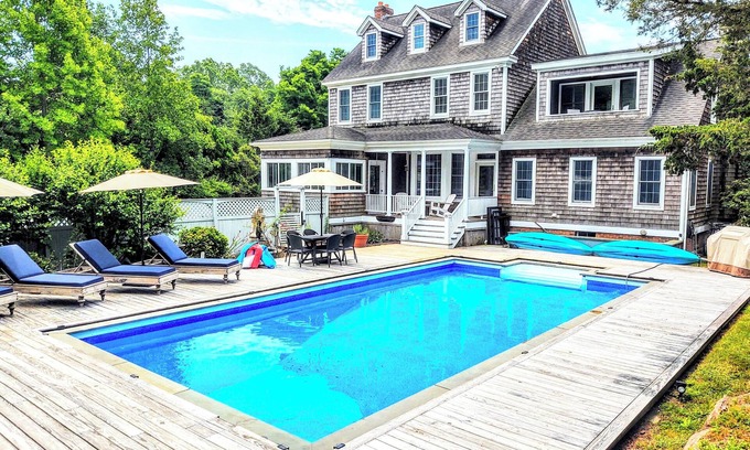 Shelter Island Heights House | Beautiful Spacious Traditional Home w/Pool, 2 minutes from Beaches, Golf, Tennis
