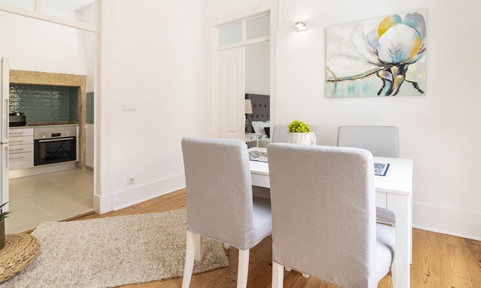 Se Apartment | Beautiful, Spacious 2 BDR in Downtown * Downtown | Gonzalo's Guest