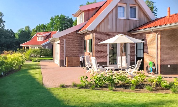 Hoge Hexel House | Beautiful, spacious and very bright 6-person villa with 3 bedrooms and 2 bathrooms in Overijssel.