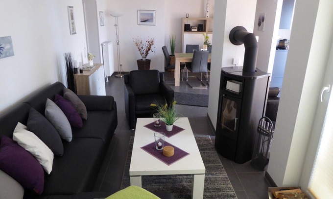 Grossenbrode Apartment | Beautiful spacious penthouse (96 sqm) 2 roof terraces, sea views, SKY