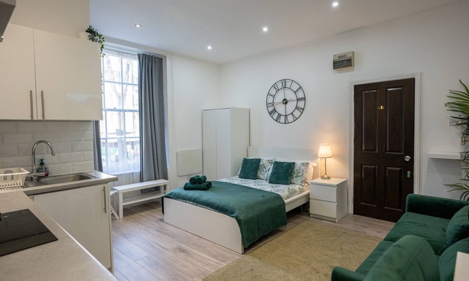 Hackney Apartment | Beautiful Studio Flat in Hackney