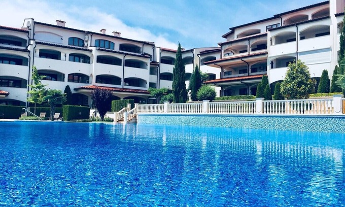 Yurta Apartment | Beautiful Studio in CASA REAL Sveti Vlas APARTELLO