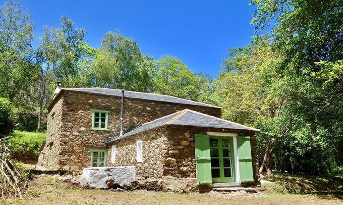 Ortigueira House | Beautiful, stylish and newly restored Watermill right on the river!