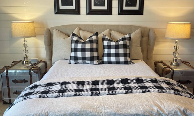 Dallas Apartment | Beautiful suite with private entrance in charming safe area