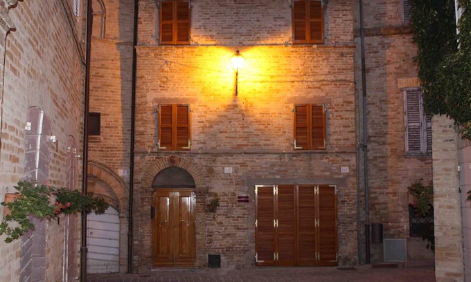 Monte Vidon Corrado House | Beautiful Town house in Medieval Hilltop Village