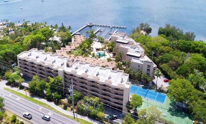 Key Largo House | Beautiful Townhome at Moonbay Key Largo, Pool, Dockage