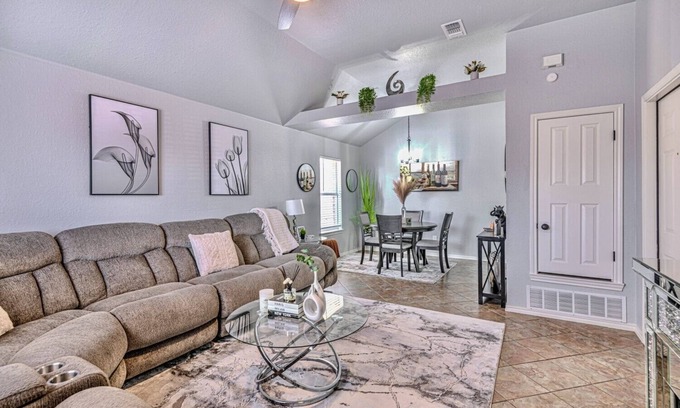 Killeen House | Beautiful Townhome with Hot Tub, Pool Table, and Fire Pit!!