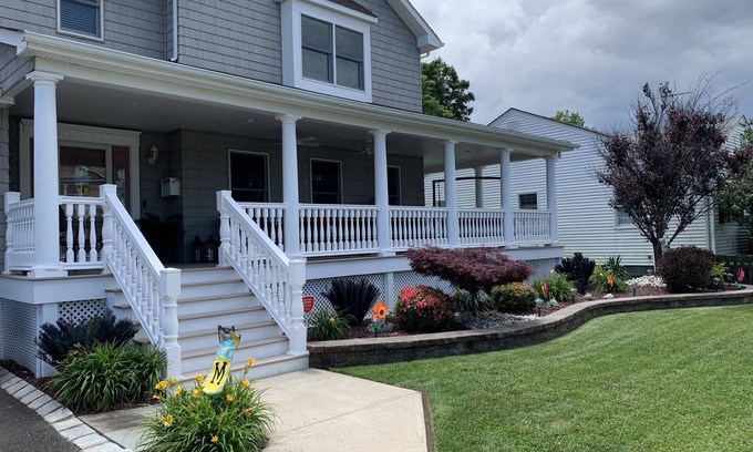 Point Pleasant Beach House | Beautiful 4 Bedroom Beach House 2 blocks from beach for Couples/Families