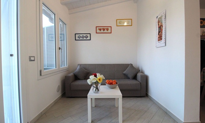 Lido di Pomposa House | Beautiful villa for 6 guests with A/C, WIFI, TV, terrace, pets allowed and parking