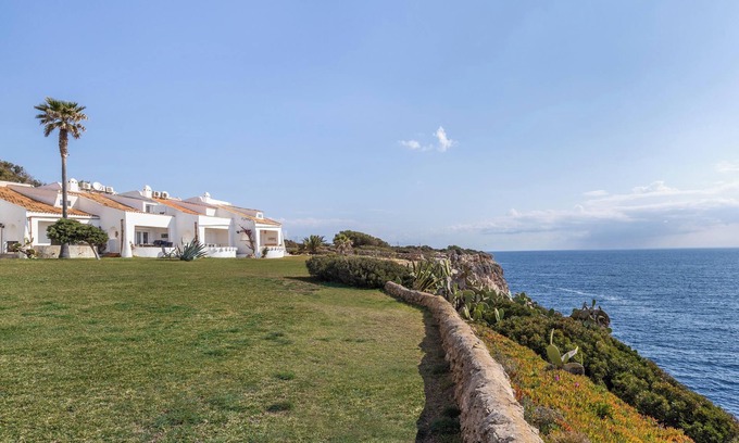 Cala Serena House | Beautiful Vacation Home “Cala Serena Beach 2” with Garden & Terrace
