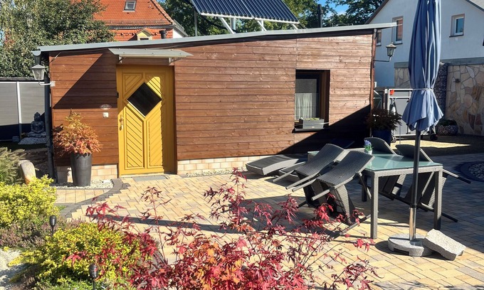 Radebeul House | Beautiful vacation home in the immediate vicinity of v. Altkötzschenbroda, parking space at the house