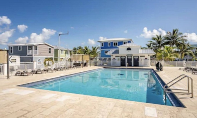 Key Largo Village House | Beautiful vacation mobile home at the Florida keys.