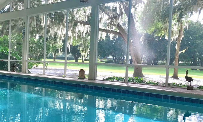 The Villages House | Beautiful view, The Villages- Golf Front Home, Heated Pool, Free Golf Cart, WIFI