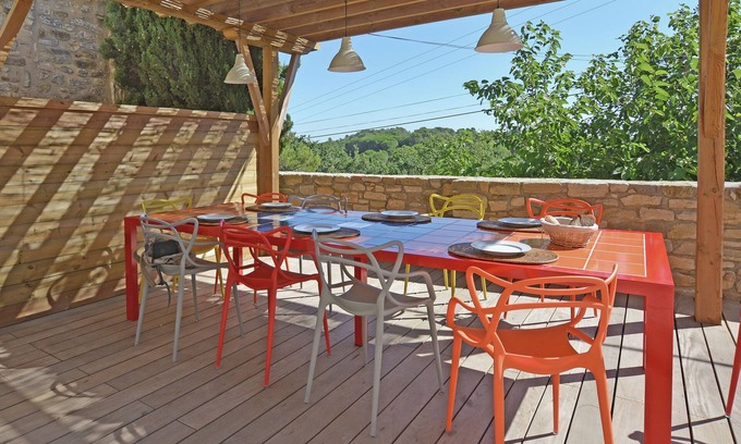 Castelnau-Valence Villa | Beautiful villa with private pool