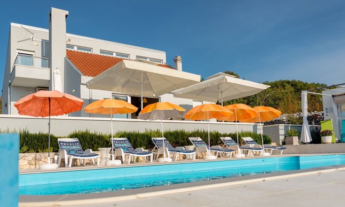 Radosic Villa | Beautiful Villa Florice