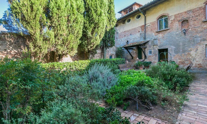 Lorenzana Villa | Beautiful villa for 4 people with pool, A/C, WIFI
