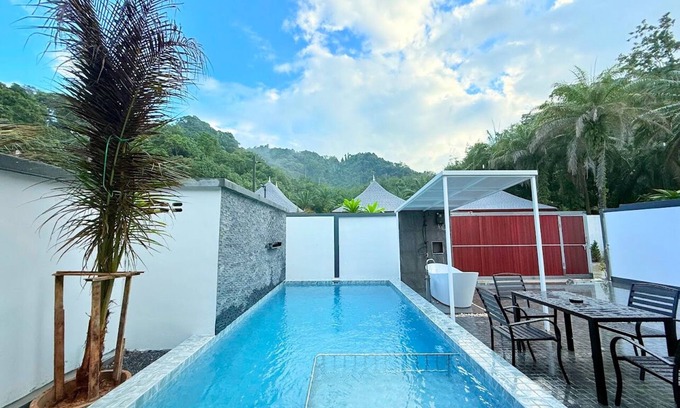 Ao Nang Villa | Beautiful villa, great view, and impressive service