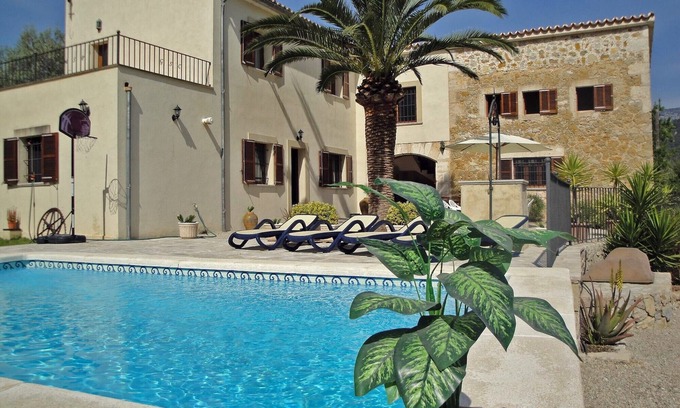 Selva Villa | Beautiful Villa in Majorca with pool, wifi and fabulous view to the mountains