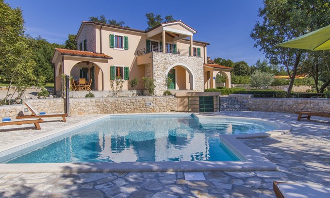 Stanisovi Villa | Beautiful Villa Maggie