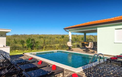 Radini Villa | Beautiful villa Petar with pool in Brtonigla
