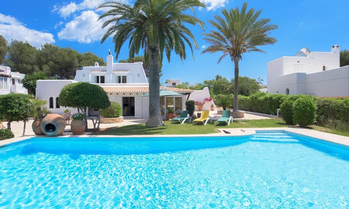 Cala Serena House | Beautiful villa with pool and garden, air, quiet location, close to the beach 200 mt