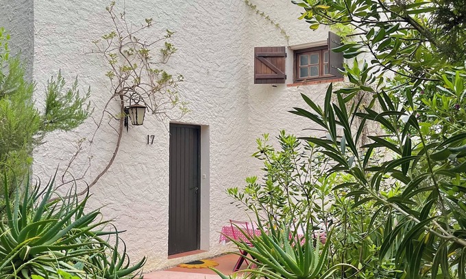 Sagone Villa | Beautiful villa with view 50 metres from the beach