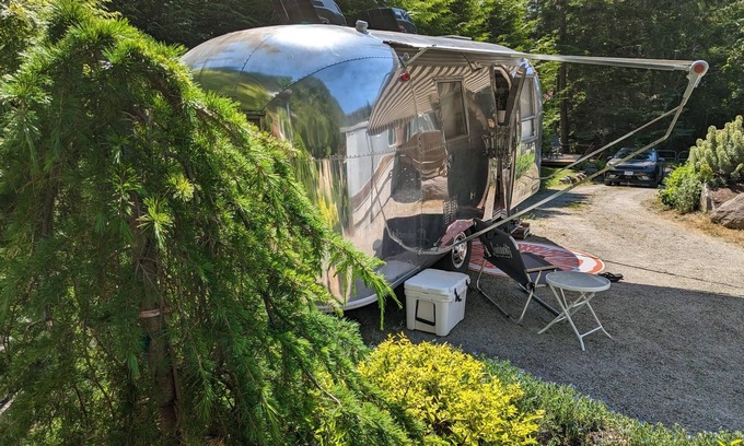 Irvines Landing House | Beautiful vintage Airstream on the Sunshine Coast- close to ocean, lakes, hiking